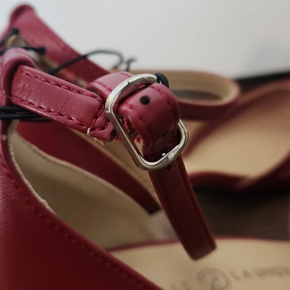 NEW Chinese Laundry Pointed Mesh Toe Ankle Strap Red Heels, size 8.5